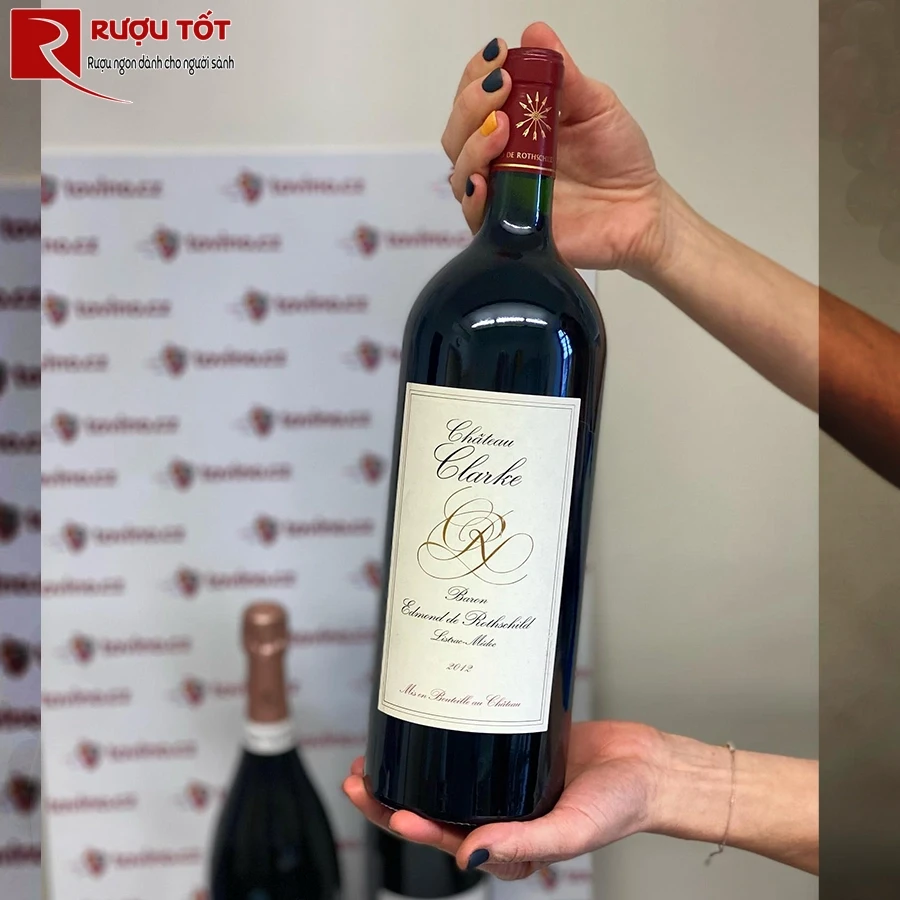 Rượu vang Chateau Clarke