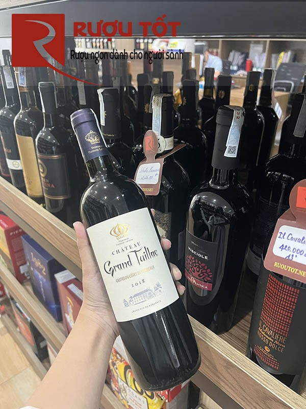 Rượu vang Chateau Grand Tuillac 2018 chính hãng