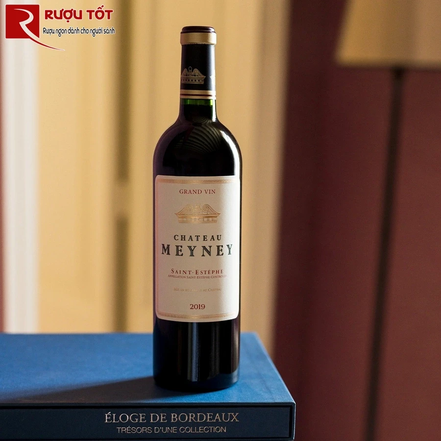 Rượu vang Chateau Meyney Saint Estephe Cru Bourgeois