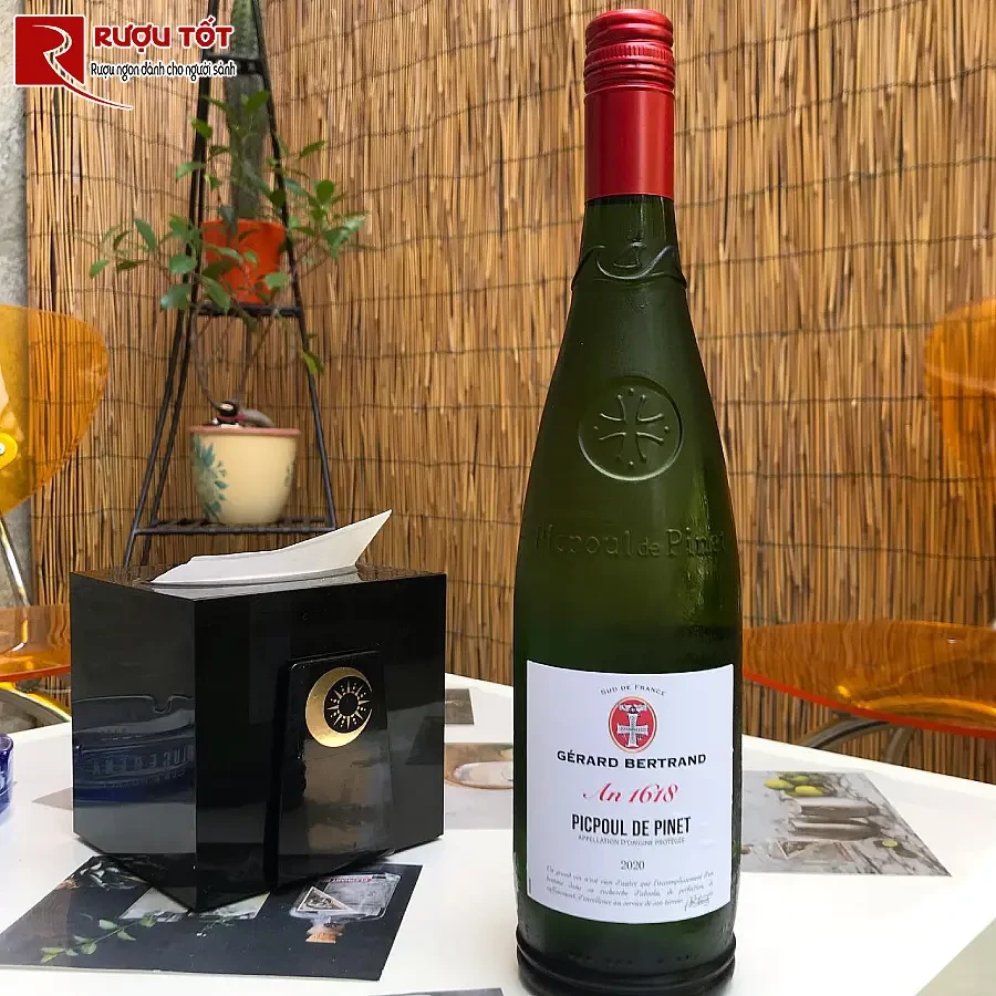 ruou vang gerard bertrand picpoul de pinet