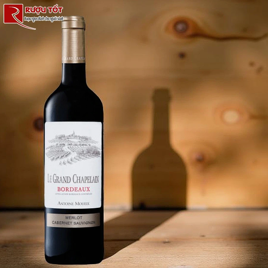 ruou vang le grand chapelain antoine moueix
