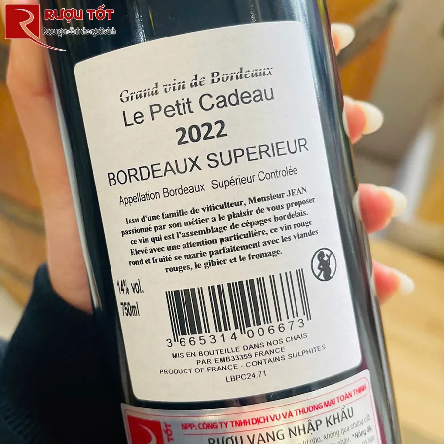 ruou vang le petit cadeau