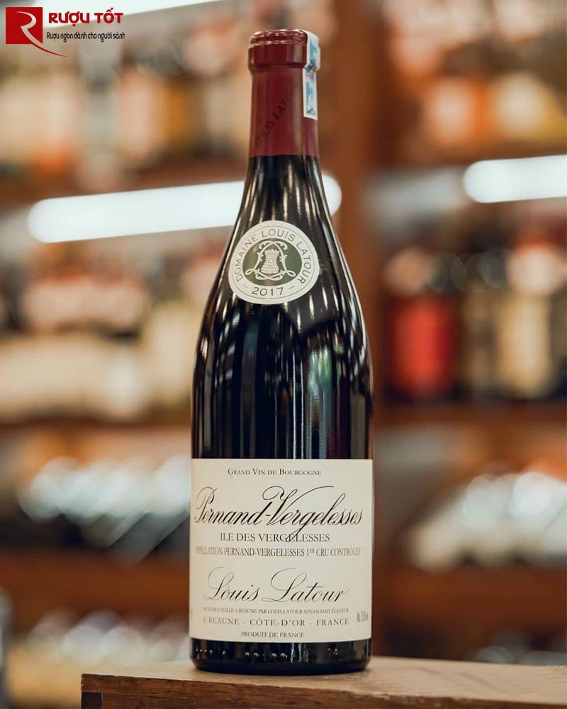 Ruou vang Louis Latour Pernand Vergelesses Ile Des Vergelesses