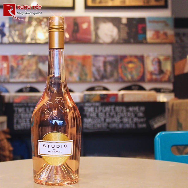 Rượu vang Studio by Miraval cao cấp