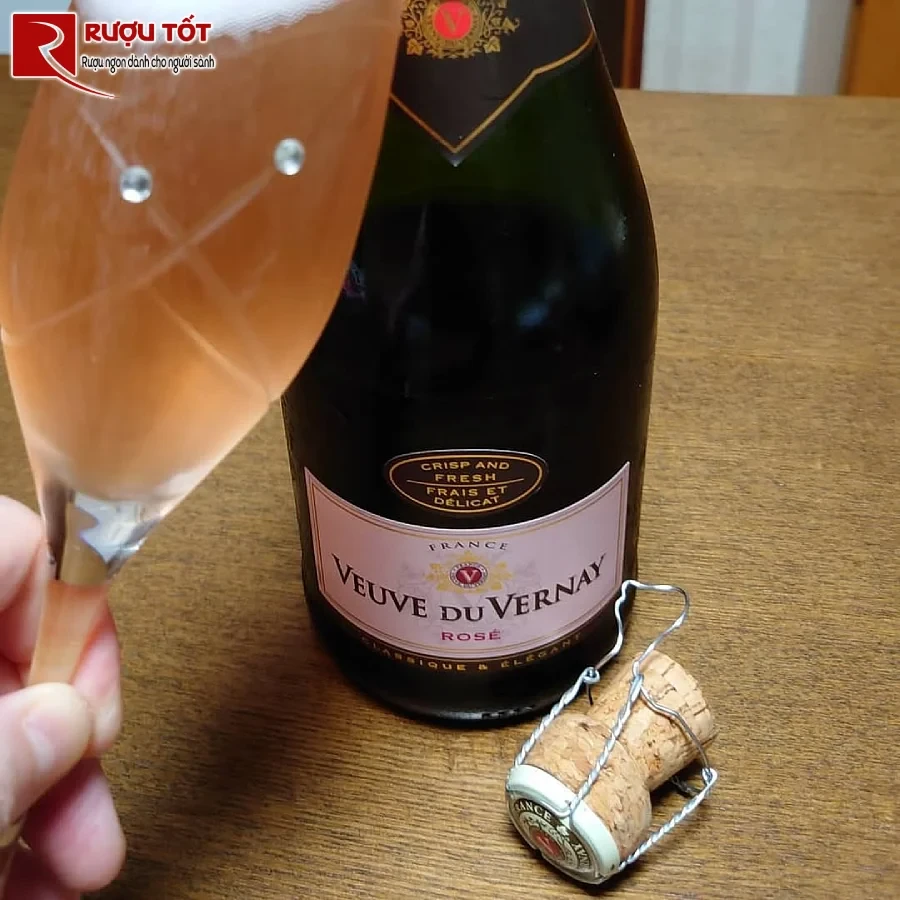 ruou veuve du vernay rose