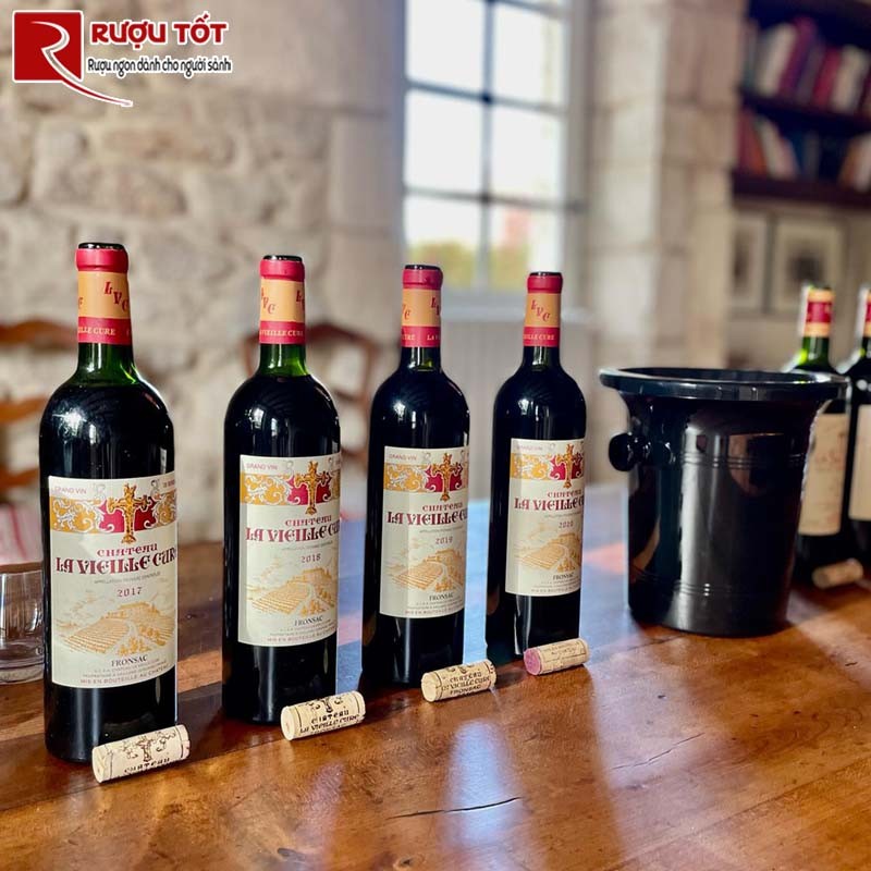 vang La Vieille Cure Fronsac