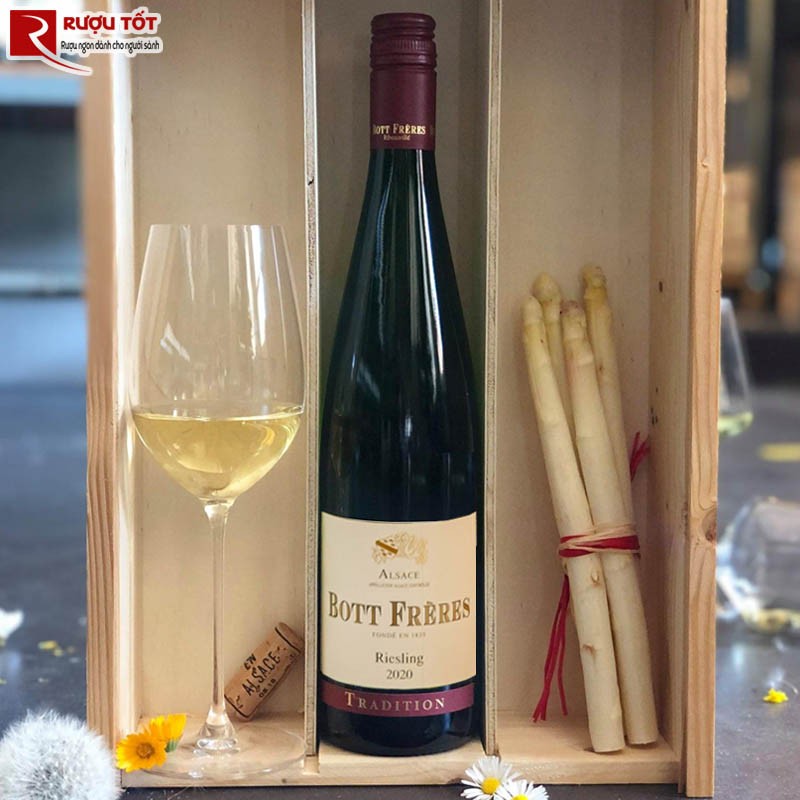 Vang Pháp Bott Freres Tradition Riesling