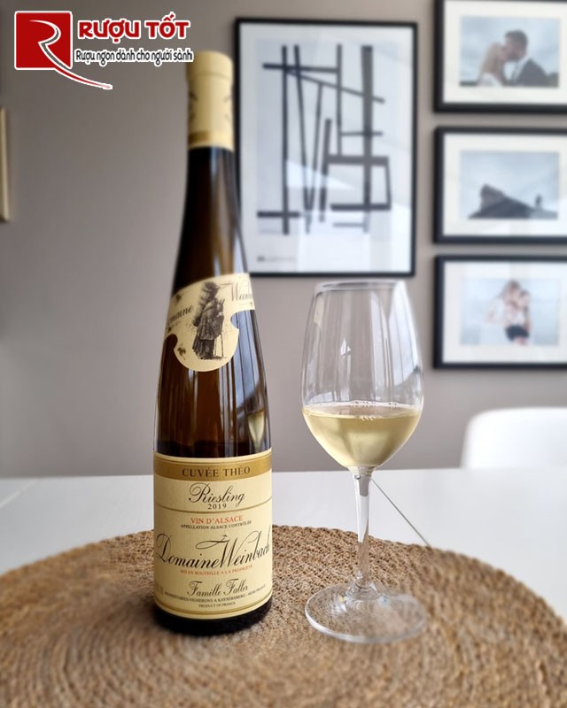 vang trắng Domaine Weinbach Cuvee Theo Riesling