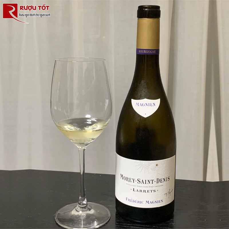 Vang trắng Frederic Magnien Morey Saint Denis Larrets