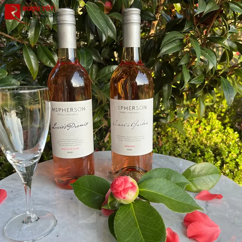 mcpherson aimee's garden moscato