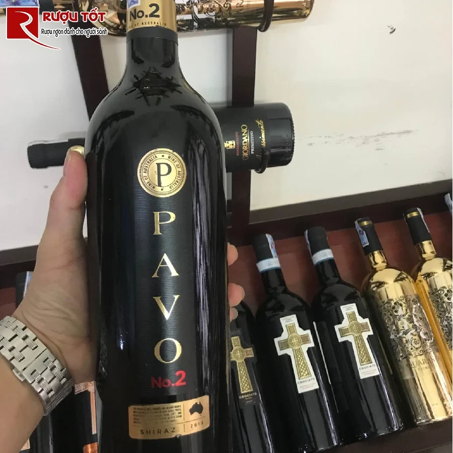 ruou pavo no 2 shiraz