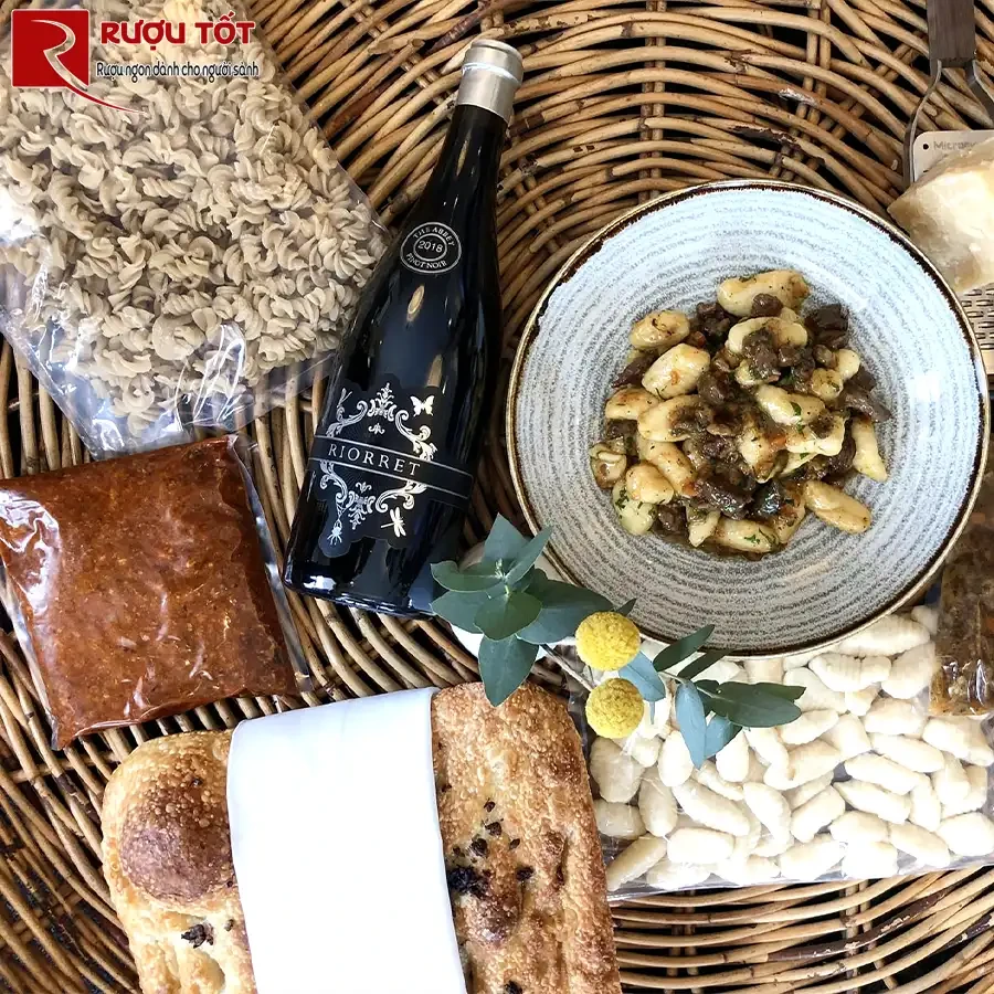 Rượu Riorret Lusatia Park Pinot Noir