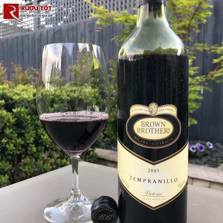 ruou vang brown brothers tempranillo victorian 14% 750ml