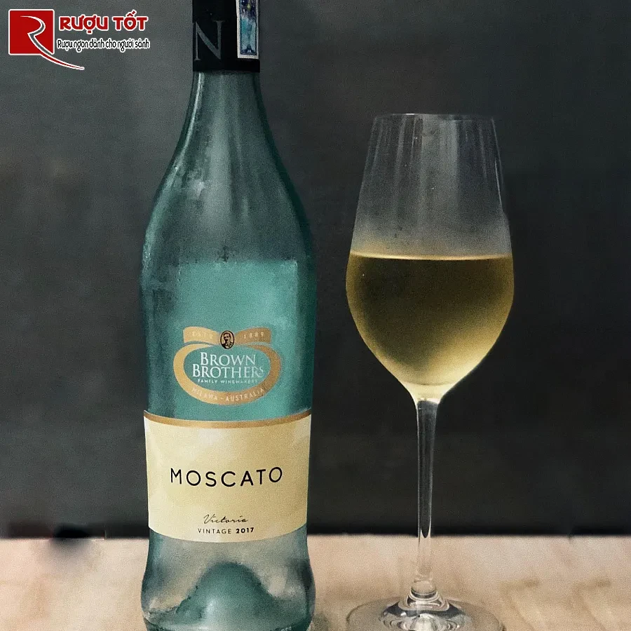 ruou vang brown brothers victorian moscato sweet