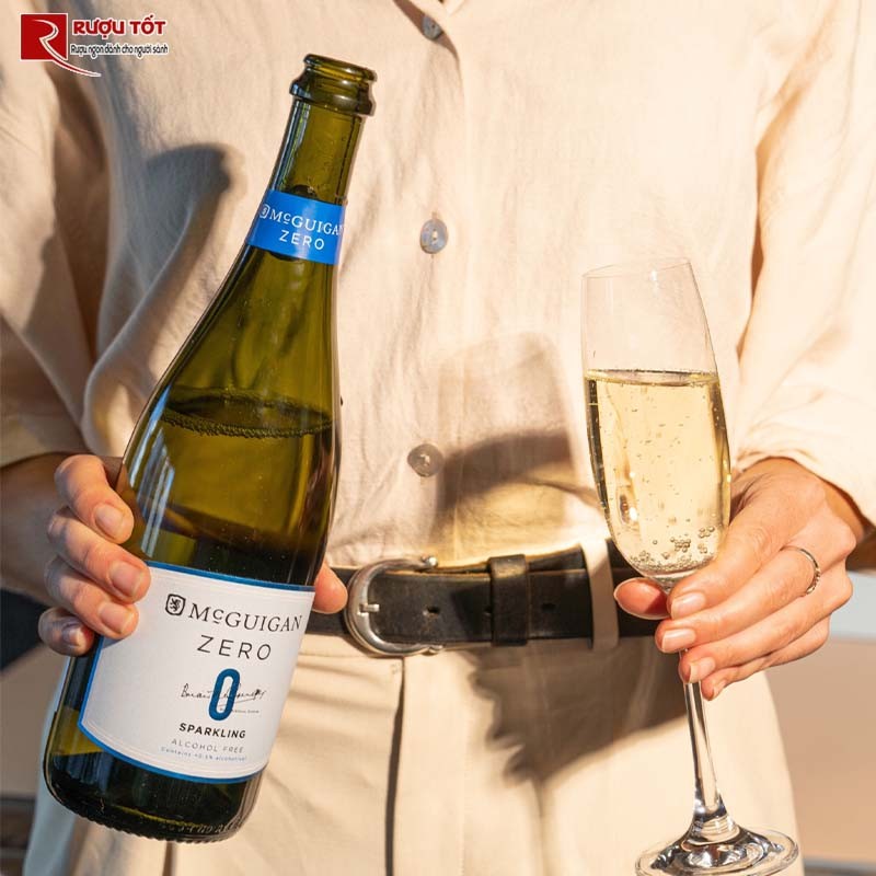 Rượu vang sủi McGuigan Zero Sparkling