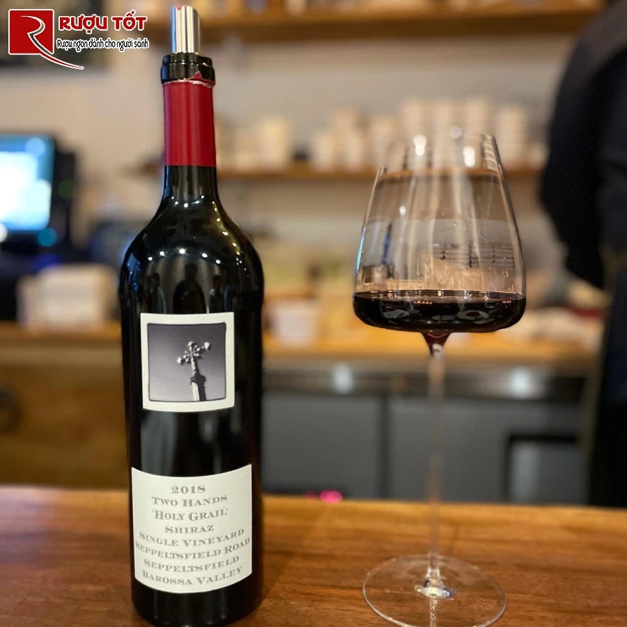 ruou vang two hands holy grail shiraz