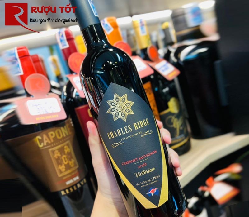 vang uc charles ridge