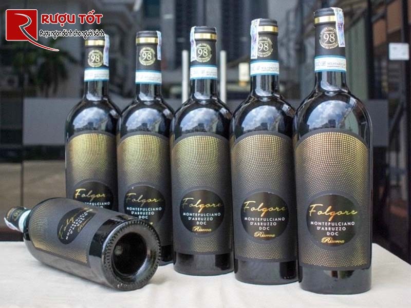 Rượu Folgore Montepulciano