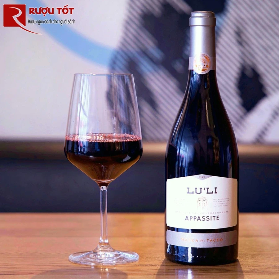 Ruou Masca Del Tacco LuLi Appassite