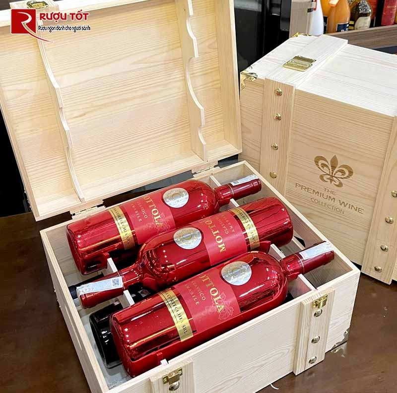 Rượu Mottola red