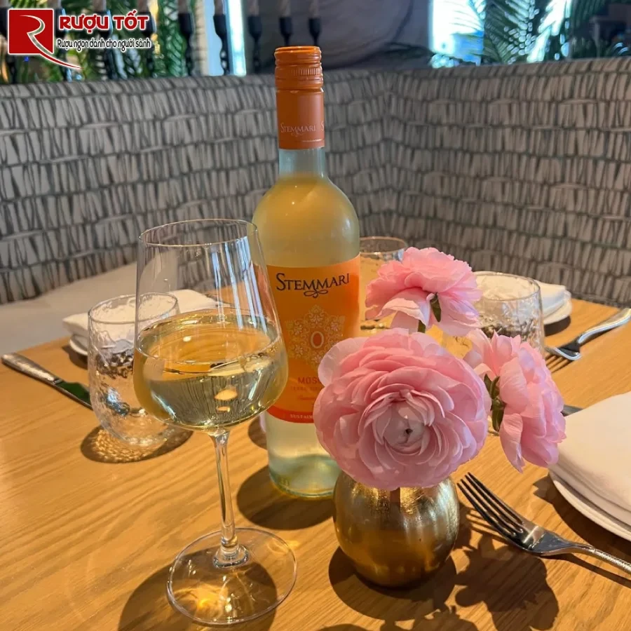 ruou stemmari moscato terre siciliane