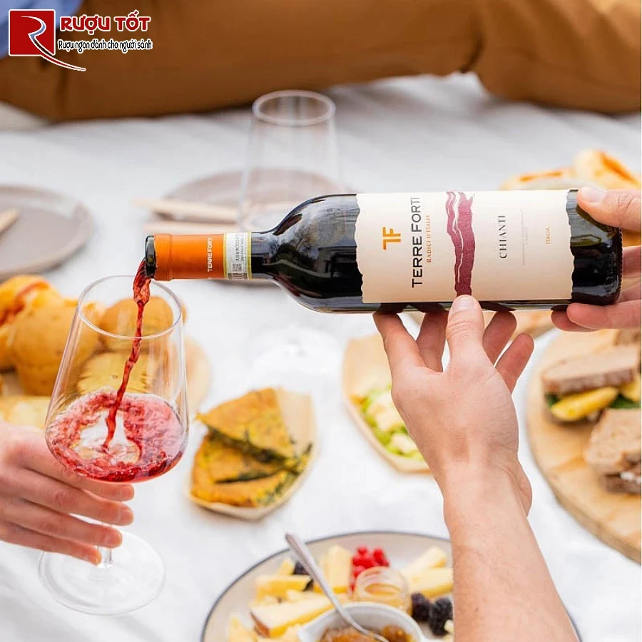 ruou terre forti chianti docg dang cap y