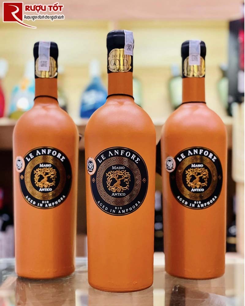 Rượu vang Le Anfore Masso Antico