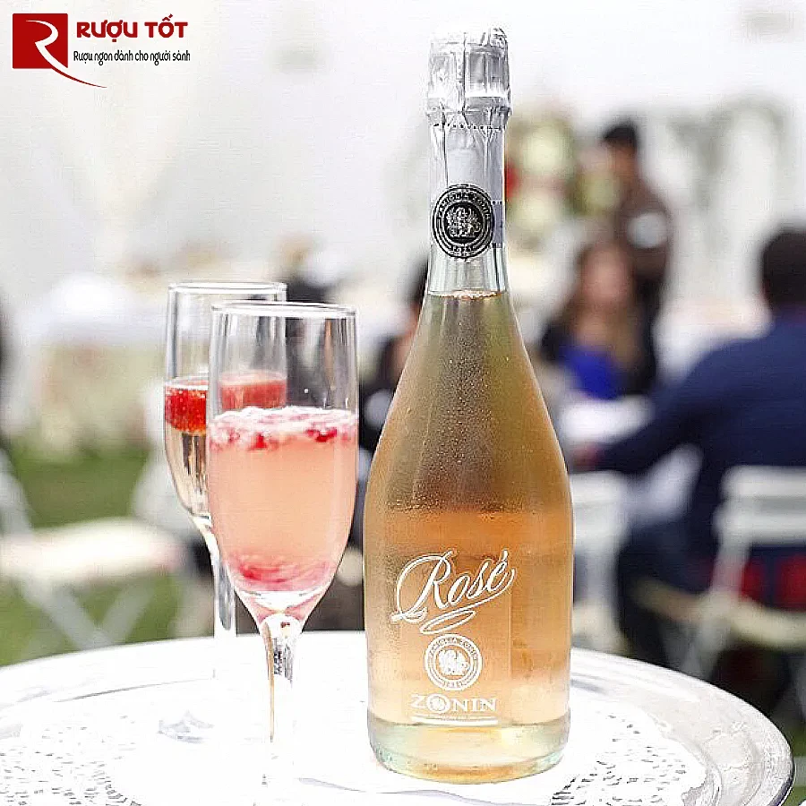 ruou vang no y rose zonin