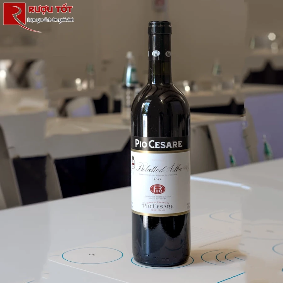 Rượu vang Pio Cesare Dolcetto d'Alba