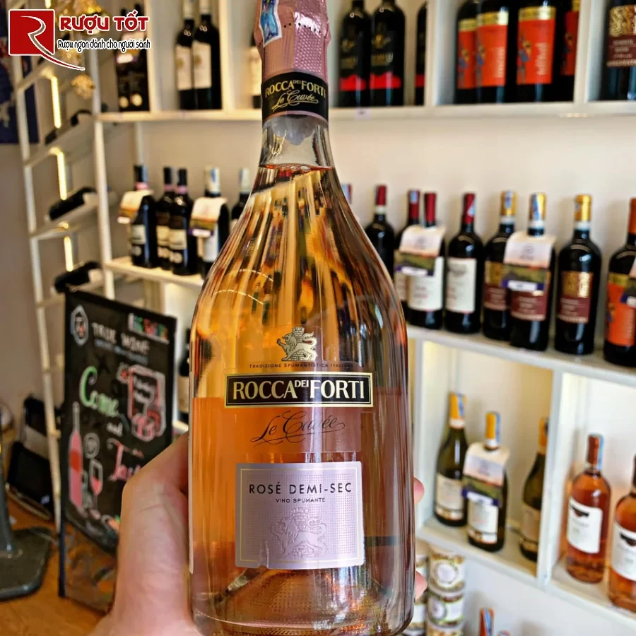ruou vang rocca dei forti rose le cuvee