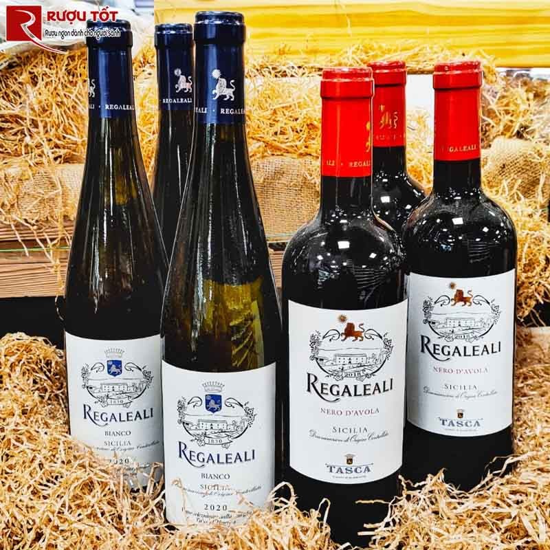 Rượu Vang Tasca dAlmerita Regaleali
