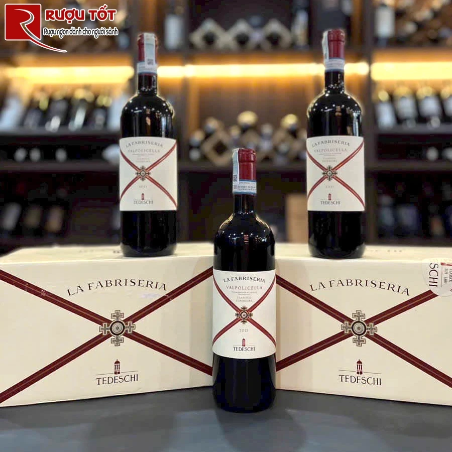 Rượu vang Tedeschi La Fabriseria