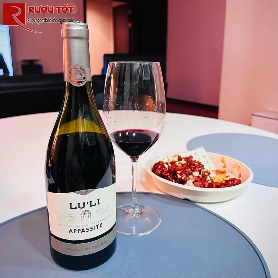 Ruou Vang Y LuLi Appassite