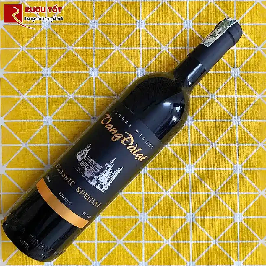 ruou vang da lat classic special red cao cap