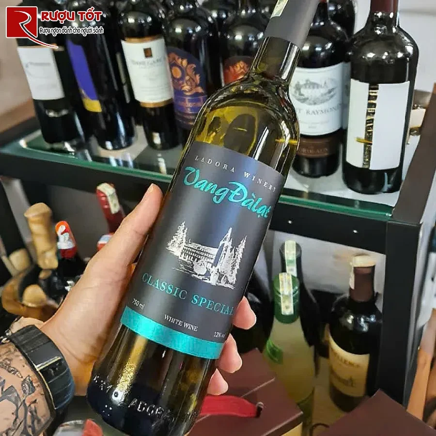 ruou vang da lat classic special white chinh hang