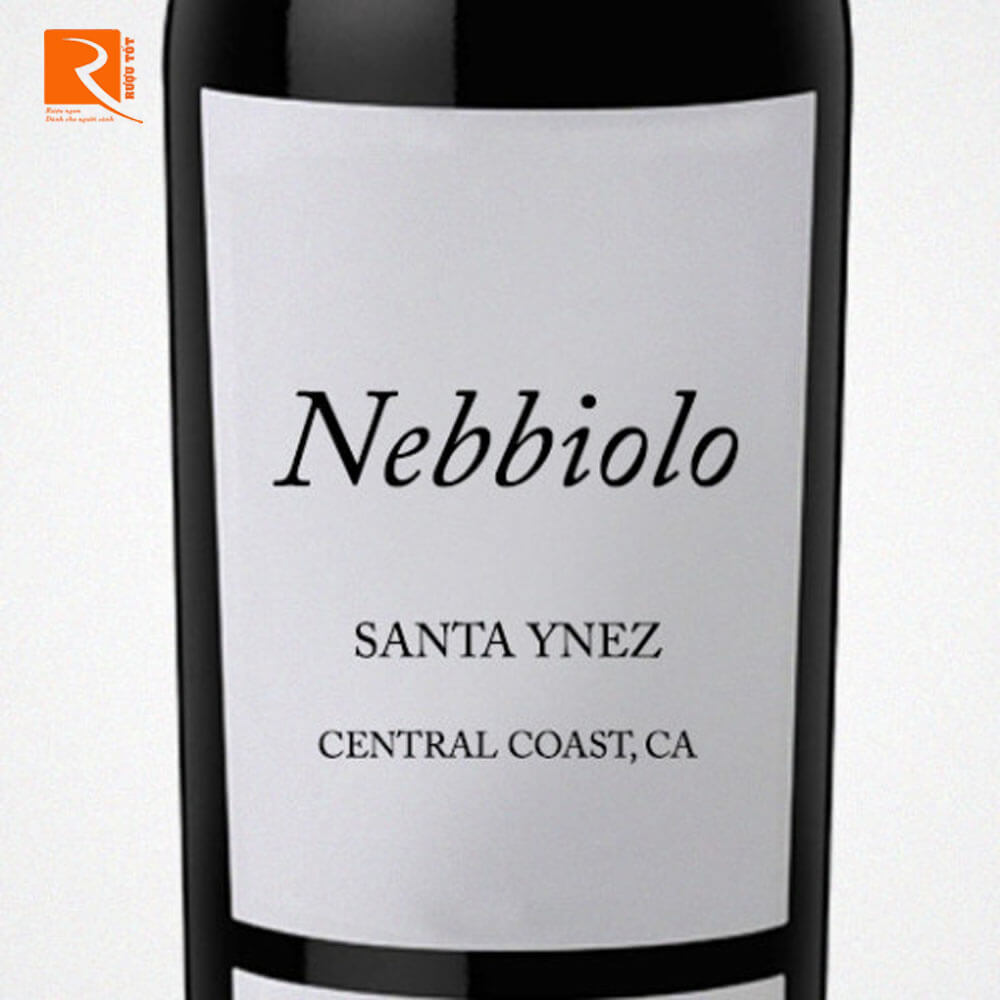 Nebbiolo được chúng ta biết đến nhiều nhất bởi các loại rượu vang đỏ gạch của Barolo và Barbaresco