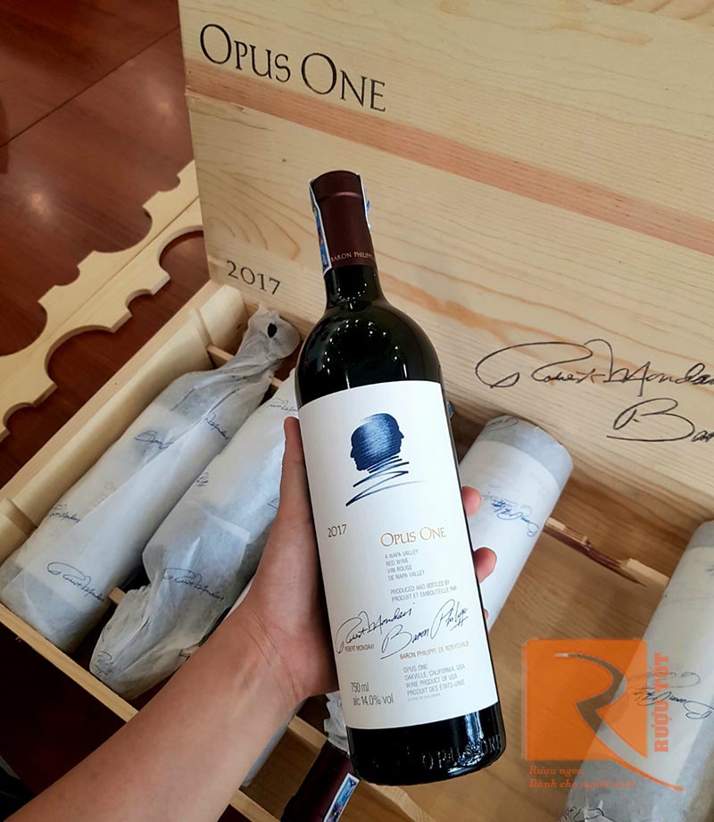 Rượu vang Opus One