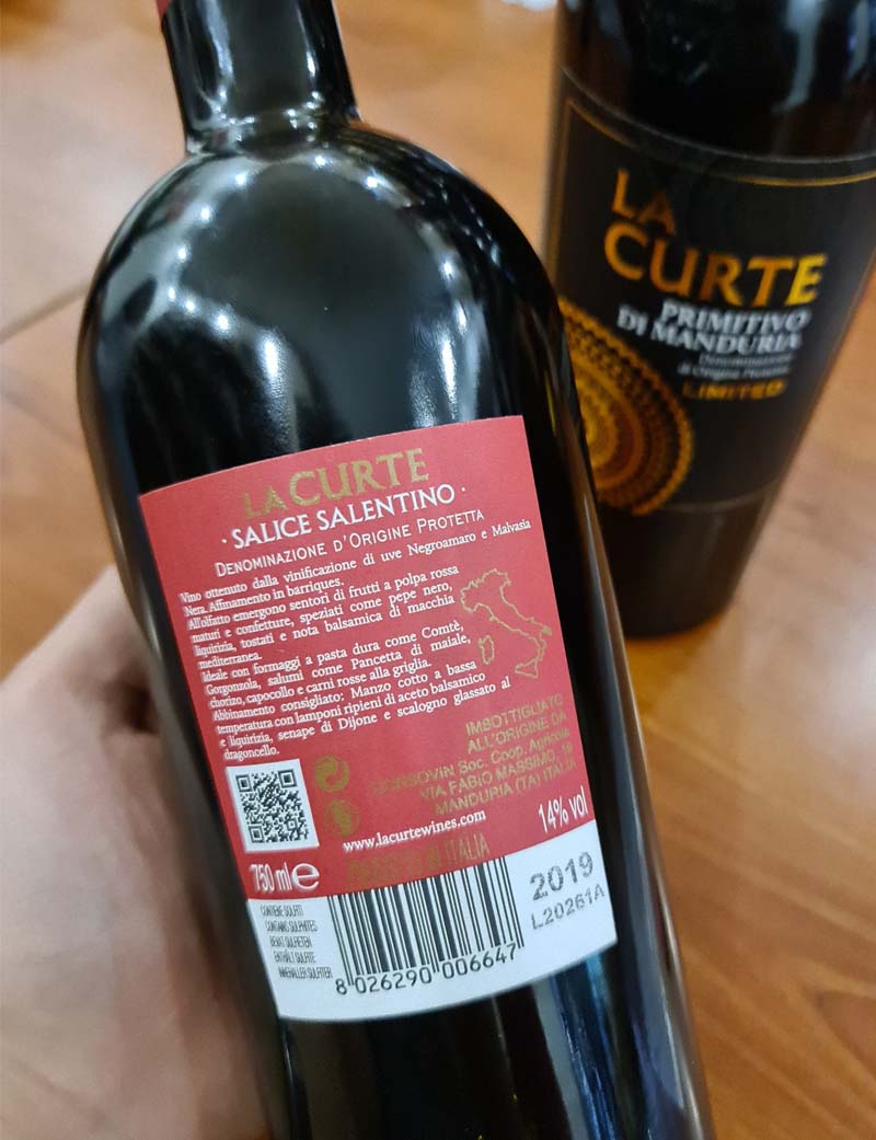Rượu vang La Curte nhãn đỏ