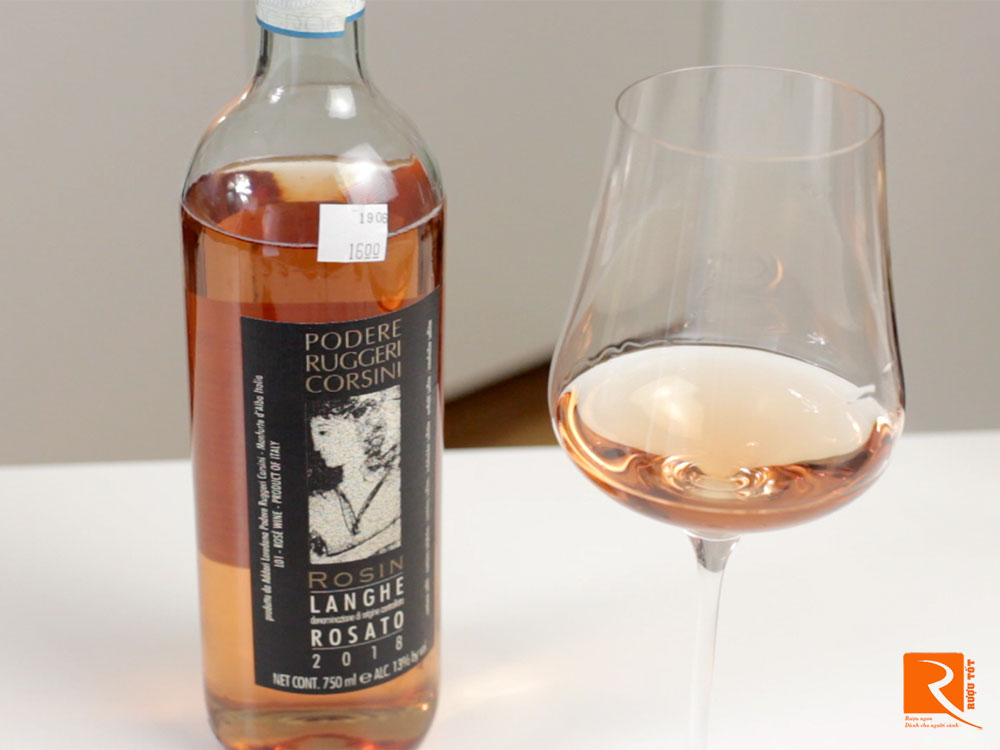 Phương pháp Saignee của rượu vang hồng.