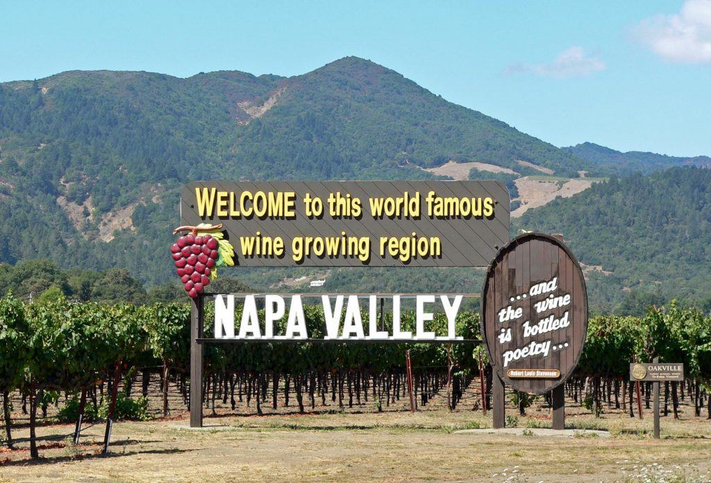 1471836015-3408-Napa-Valley-welcome-sign