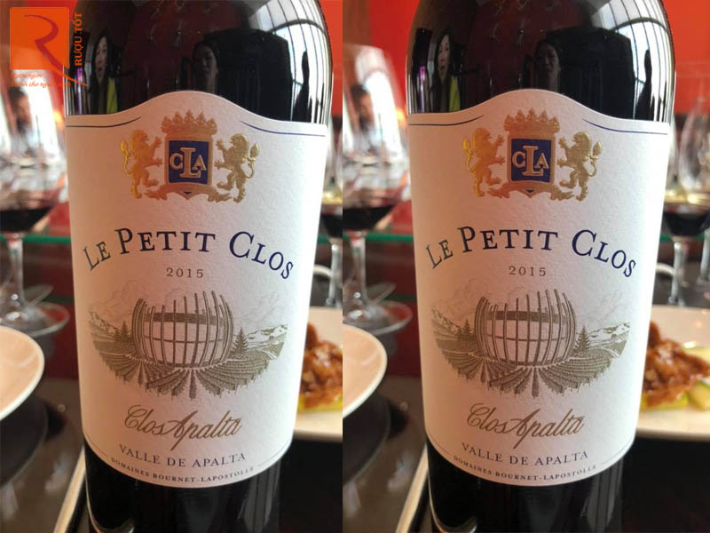 Rượu vang Chile Le Petit Clos Apalta