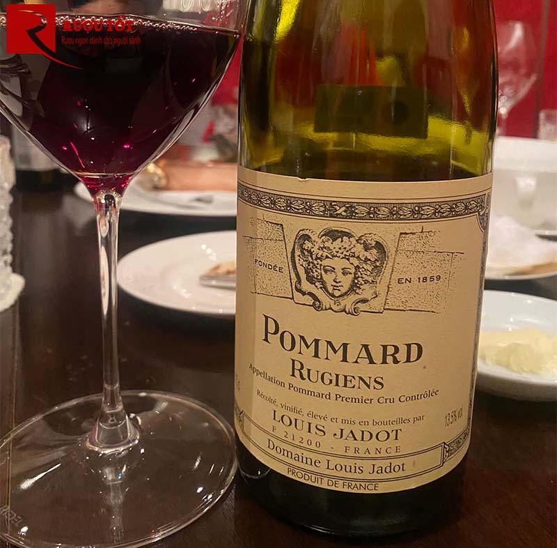 Rượu Pommard Les Rugiens Premier Cru Louis Jadot