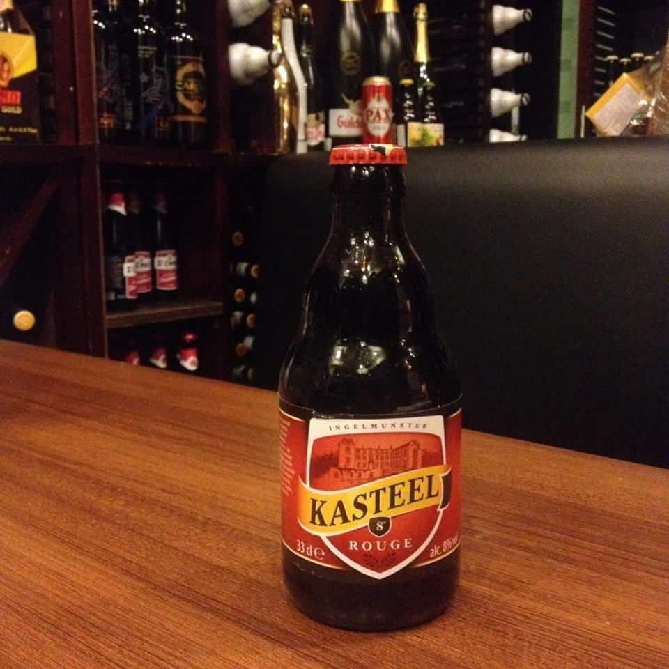 Bia Kasteel Rouge cao cấp Bỉ nồng độ 8%