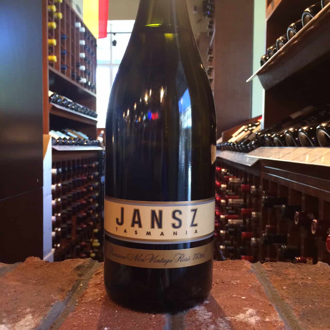 Rượu sâm banh Jansz Tasmania Premium Cuvee Rose