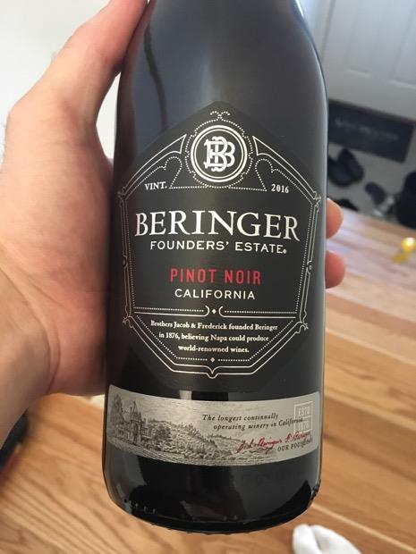 Rượu vang Beringer Founders' Estate (Red - White) Rượu vang Beringer Founders' Estate (Red - White)