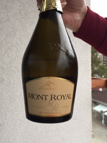 Rượu vang Celliers du Mont Royal Dry Sparkling