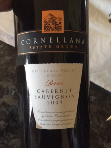 Rượu vang Cornellana Reserva (Red - White) Rượu vang Cornellana Reserva (Red - White)