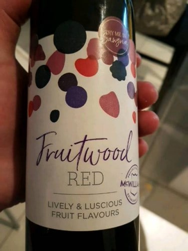 Rượu vang McWilliam’s Fruitwood (Red - White)