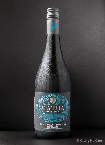 Rượu vang New Zealand Matua Lands & Legends Pinot Noir