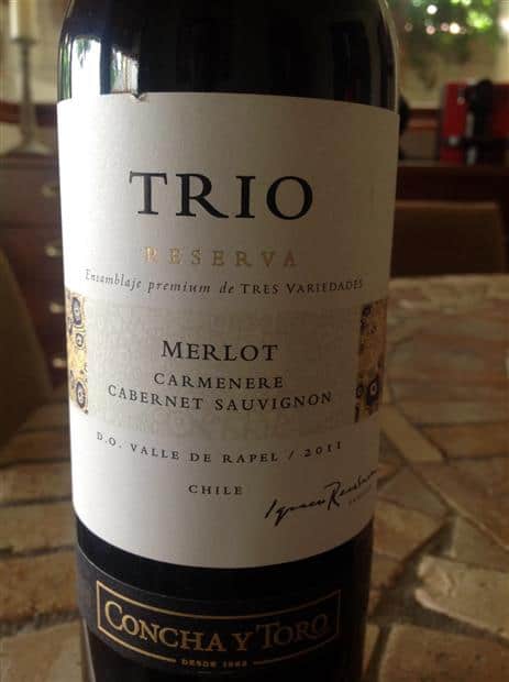 Rượu vang Trio Reserva Merlot Carmenere Cabernet Sauvignon Rượu vang Trio Reserva Merlot Carmenere Cabernet Sauvignon